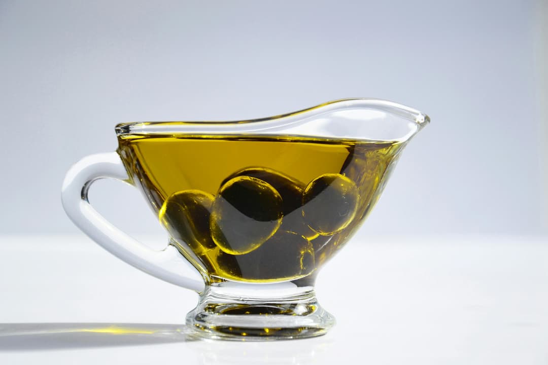 olive oil in a cup